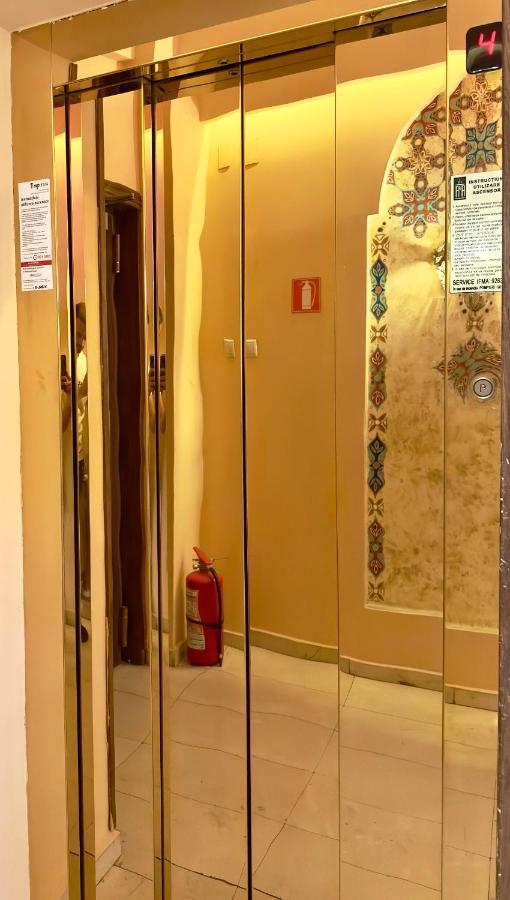 Piccolo Mondo By Citybookings Bukareszt Zewnętrze zdjęcie