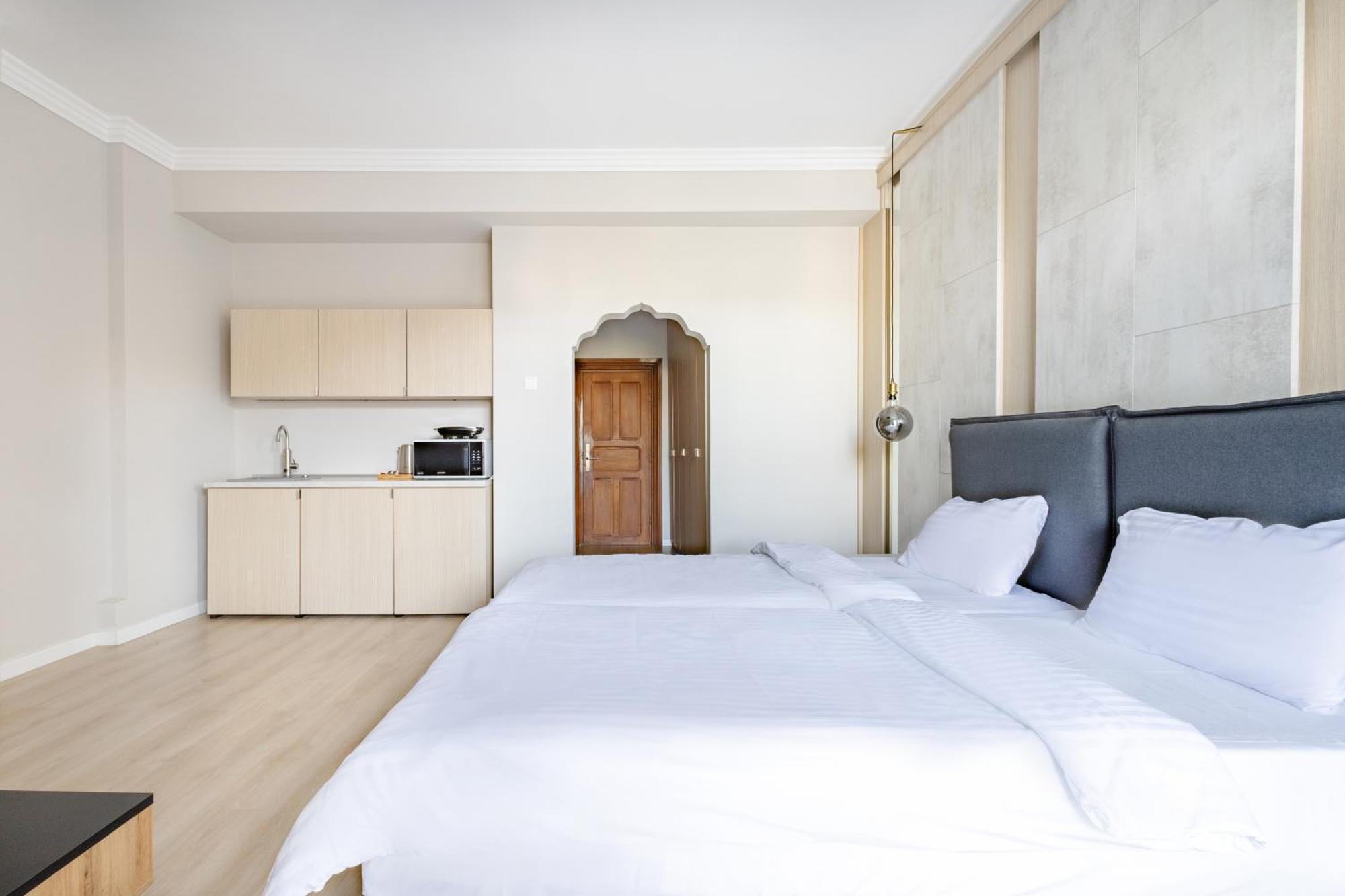 Piccolo Mondo By Citybookings Bukareszt Zewnętrze zdjęcie